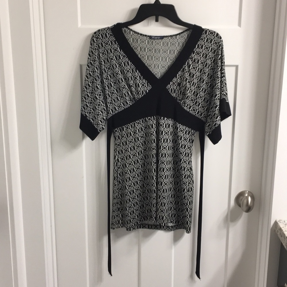 Black and white printed blouse